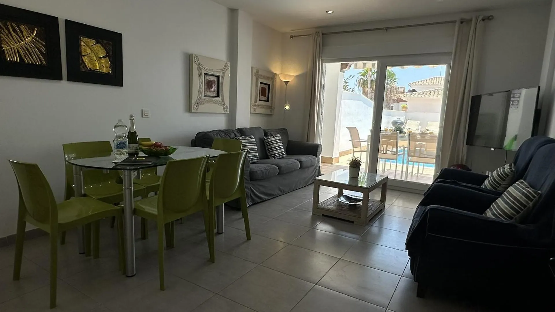 Nerja Paradise Rentals - Villa Daisy 0*,  España