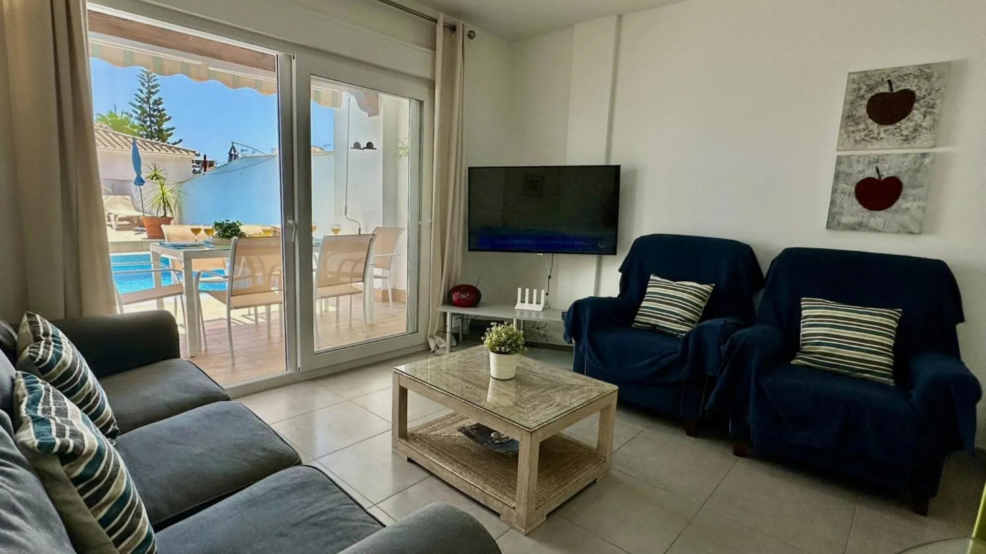 Nerja Paradise Rentals - Villa Daisy 0*,